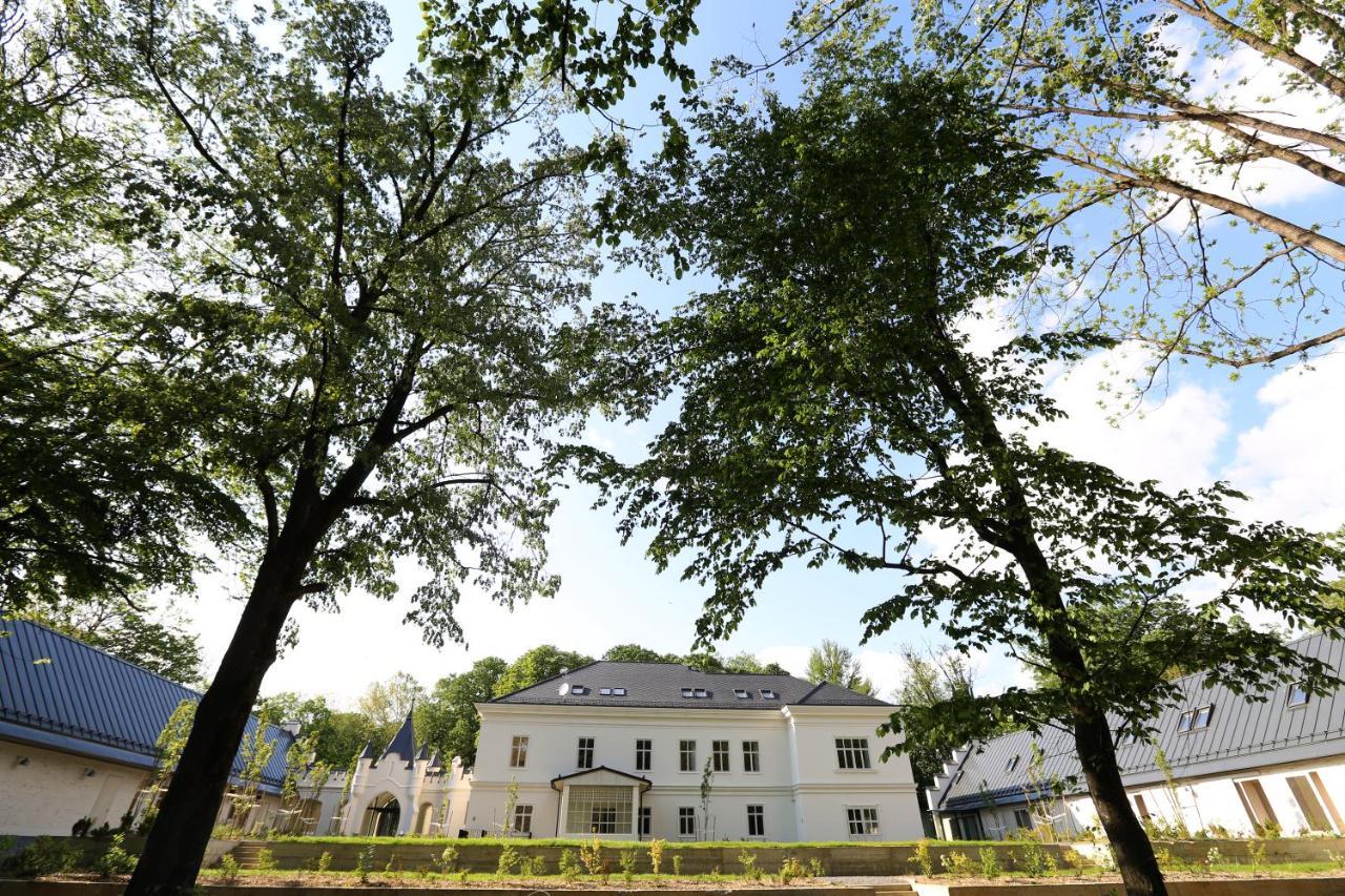 Dvorac Jankovic Bed & Breakfast Suhopolje Ngoại thất bức ảnh