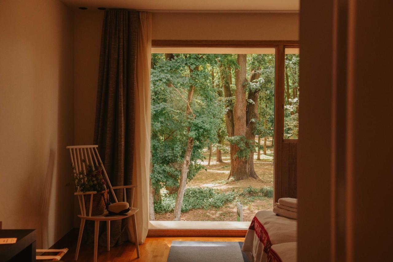 Dvorac Jankovic Bed & Breakfast Suhopolje Ngoại thất bức ảnh
