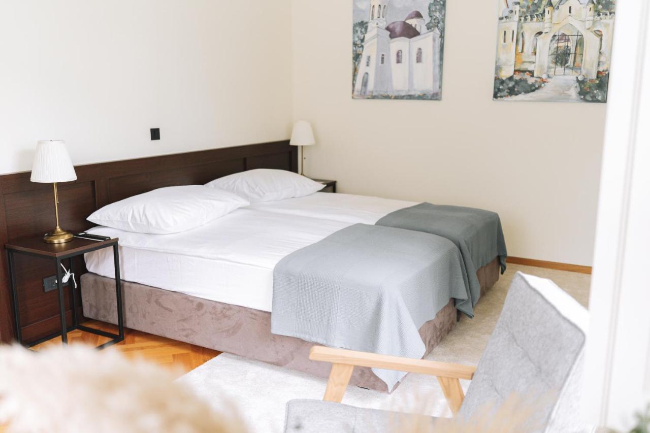 Dvorac Jankovic Bed & Breakfast Suhopolje Ngoại thất bức ảnh